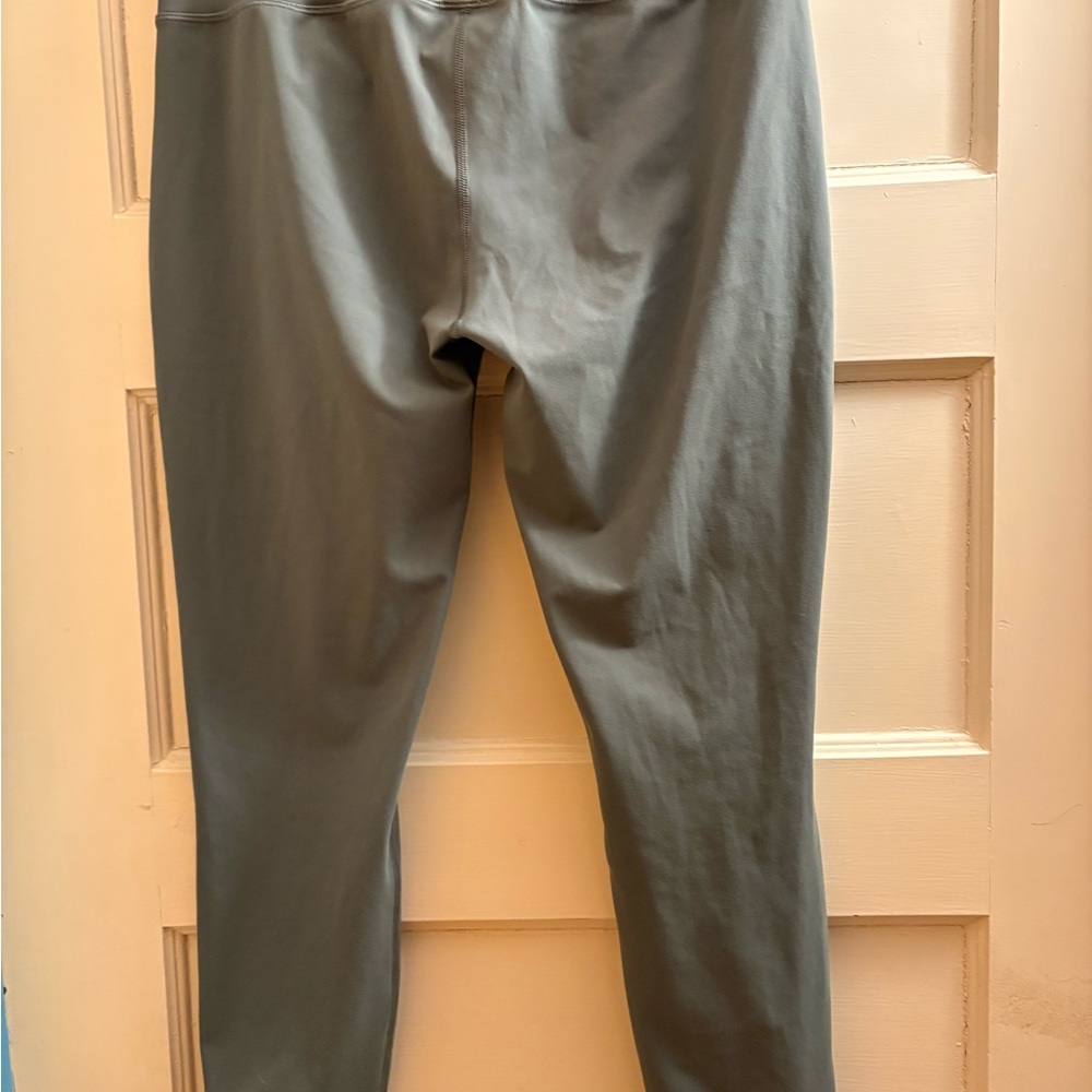 Vuori daily leggings Marsh size XL - Picture 2 of 4